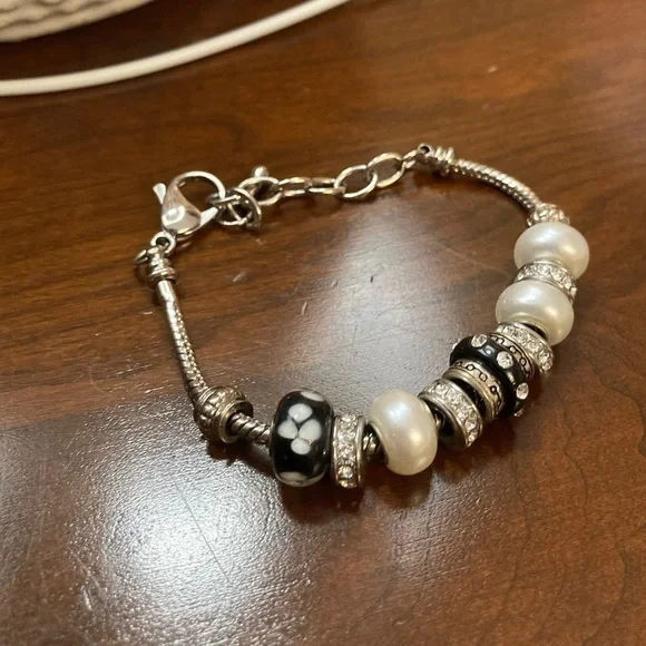 Bracelet - Picture 2 of 2